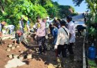 Bhabinkamtibmas Polsek Tanggeung Monitoring Pembangunan Jalan Desa Di Pasir Kuda